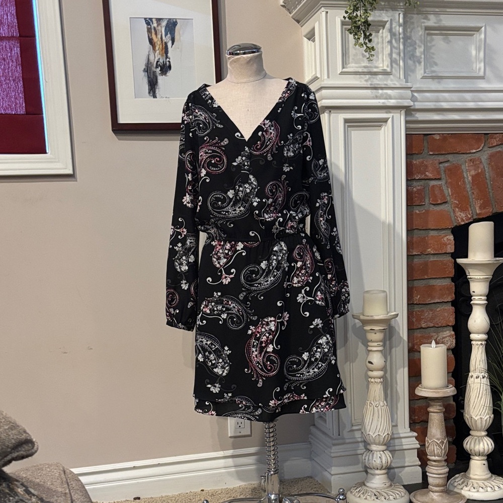 White House Black Market Black and Pink Paisley Dress